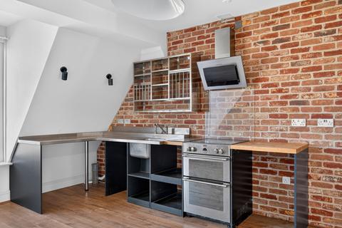 3 bedroom flat for sale, Grosvenor Gardens, St. Leonards-on-sea, TN38