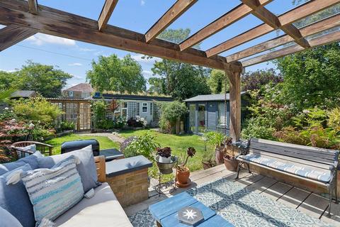 4 bedroom detached bungalow for sale, Reservoir Road, Whitstable