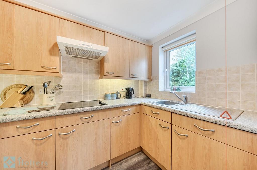 0bd6c244-ecbc-4109-ba6e-58893e0c7e59.jpg