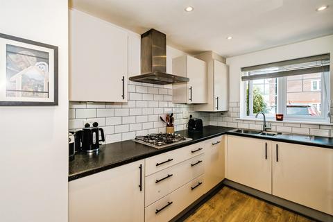 3 bedroom semi-detached house for sale, Cornfield Way, Worthing