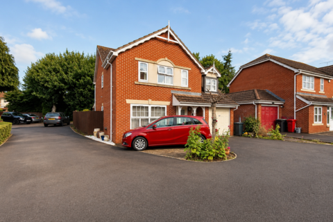 4 bedroom detached house for sale, Hurworth Avenue,  Slough, SL3