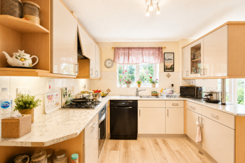4 bedroom detached house for sale, Hurworth Avenue,  Slough, SL3