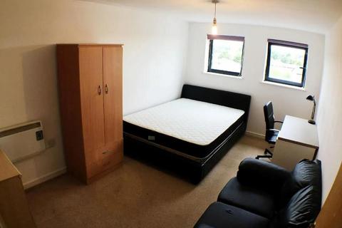 2 bedroom apartment to rent, Maltings Close, London E3