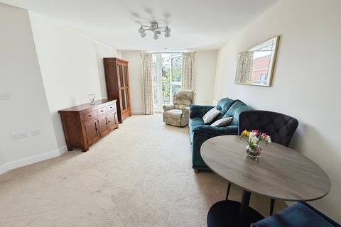 2 bedroom retirement property for sale, Crescent Place, Warminster