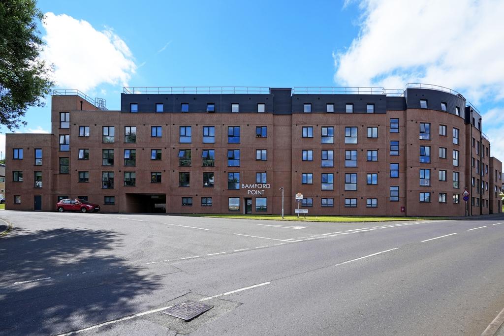 Apartment in Sheffield, South Yorkshire - More