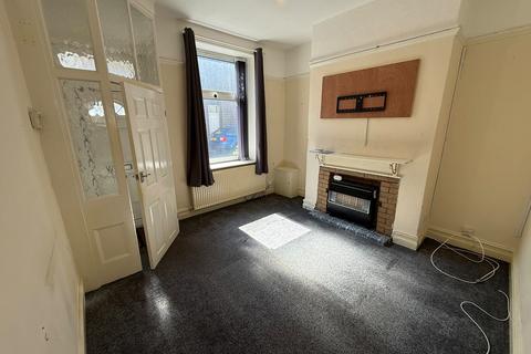 3 bedroom terraced house to rent, Rudd Street, Haslingden, BB4 5DG