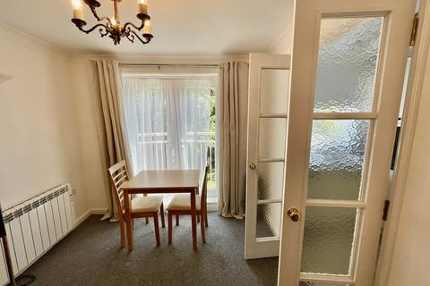 2 bedroom apartment for sale, Swallows Court, Spalding
