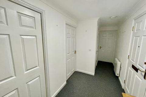 2 bedroom apartment for sale, Swallows Court, Spalding