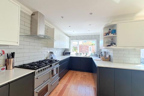 3 bedroom detached house for sale, Canterbury Road, Margate