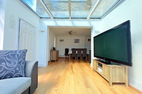 3 bedroom detached house for sale, Canterbury Road, Margate
