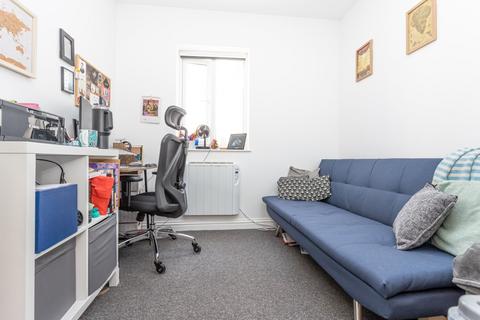2 bedroom flat for sale, Fort Hill, Margate, Kent, CT9