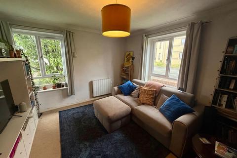 2 bedroom apartment for sale, Gerddi Rheidol, Trefechan SY23