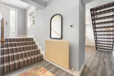 6 bedroom detached house for sale - Mehr