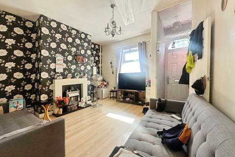 2 bedroom terraced house for sale, Hornby Street, Bury