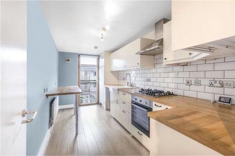2 bedroom flat to rent, Ferrey Mews, London, SW9