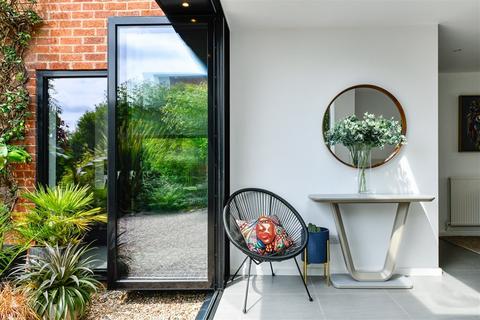 4 bedroom detached house for sale, Greenacre, Nottingham