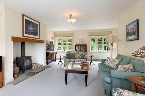 4 bedroom detached house for sale, Court Road, Maidenhead, Berkshire