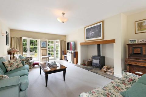 4 bedroom detached house for sale, Court Road, Maidenhead, Berkshire