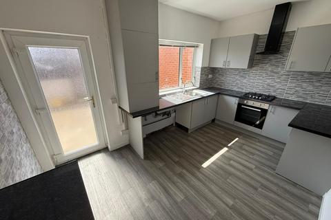 2 bedroom terraced house to rent, Oxford Street, Eldon Lane, Bishop Auckland, DL14