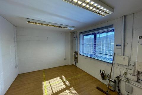 Warehouse to rent, Galveston Grove Stoke On Trent ST4 3PE