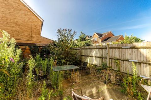 4 bedroom house to rent, Wilkins Close, Colliers Wood, Mitcham, CR4