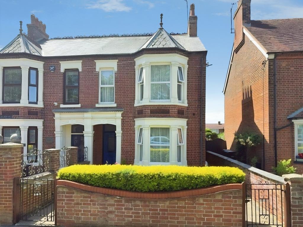 4 bedroom semi-detached house for sale