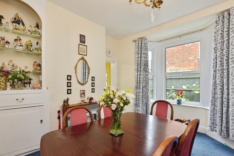 4 bedroom semi-detached house for sale, London Road, Stony Stratford, Milton Keynes