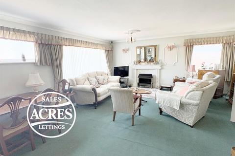 2 bedroom detached bungalow for sale, Lapworth Drive, Sutton Coldfield