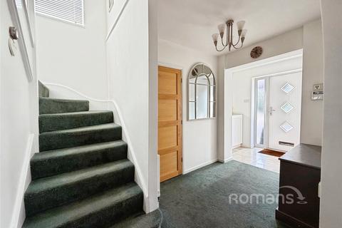 3 bedroom semi-detached house for sale, Pierrefondes Avenue, Farnborough, Hampshire