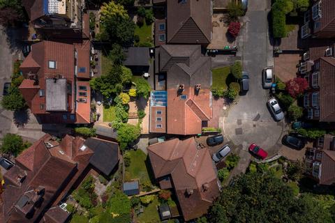 4 bedroom semi-detached house for sale, Redcourt Avenue, Manchester M20