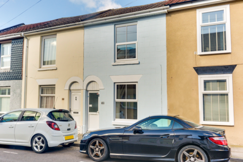 2 bedroom terraced house to rent, Highland Street, Southsea Unfurnished