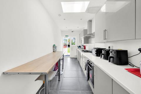 9 bedroom terraced house for sale, Crownfield Avenue, Ilford, IG2