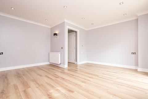 2 bedroom terraced house to rent, Merriam Avenue, London E9