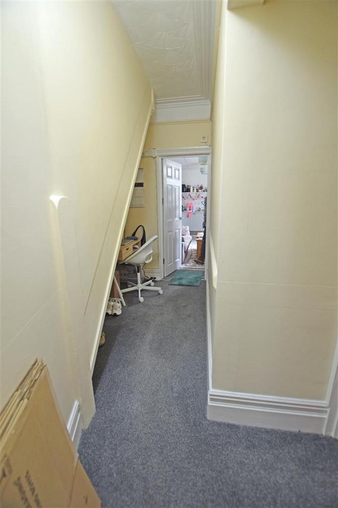 House in Cardiff, Penylan - View 3
