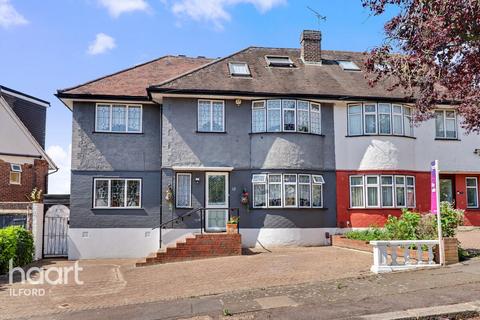undefined, Wells Gardens, Ilford