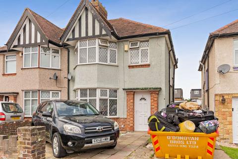 St Brides Avenue, Edgware, HA8