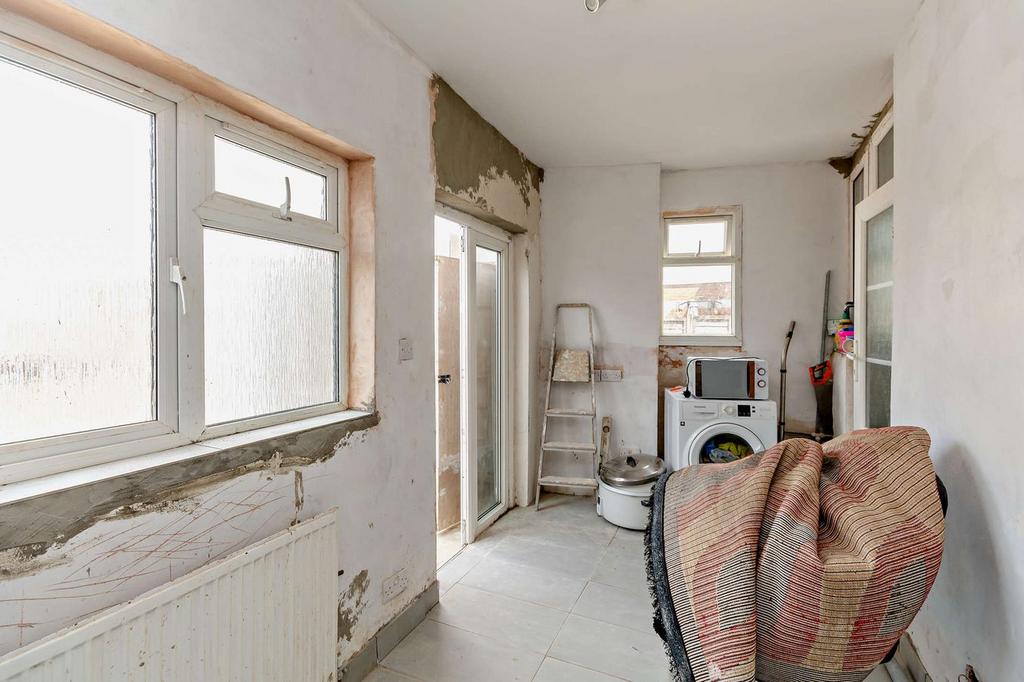Utility room, utility