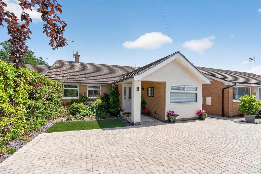 2 bedroom bungalow for sale