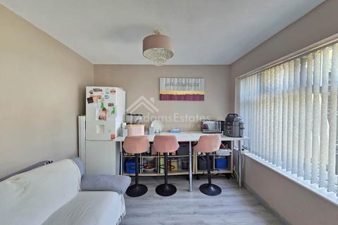 3 bedroom semi-detached house for sale, Navigation Road, Dewsbury