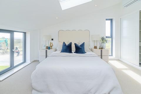 3 bedroom barn conversion for sale, Aylesbury Road, Rowsham, Aylesbury