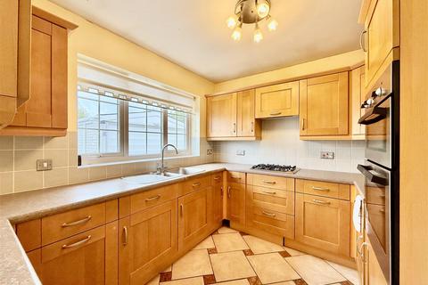 3 bedroom semi-detached bungalow for sale, Severn Avenue, Greenmeadow, Swindon