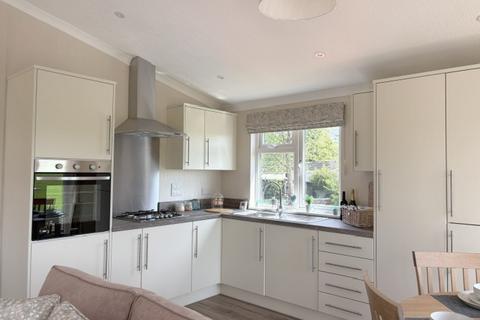 2 bedroom park home for sale, Blueleighs Residential Park