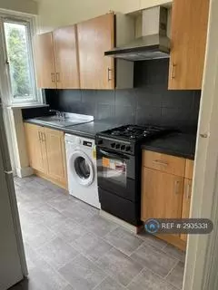 4 bedroom terraced house to rent, London