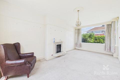 3 bedroom semi-detached house for sale, Bossington Close, Stockport SK2