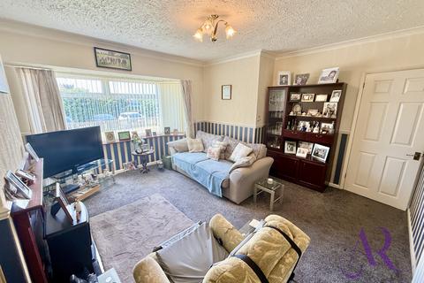 2 bedroom maisonette for sale, Farmclose Road, Wootton, Northampton