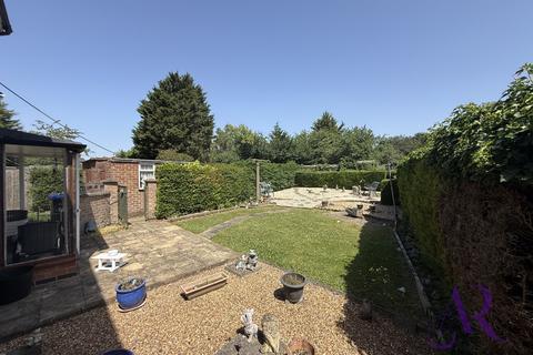 2 bedroom maisonette for sale, Farmclose Road, Wootton, Northampton