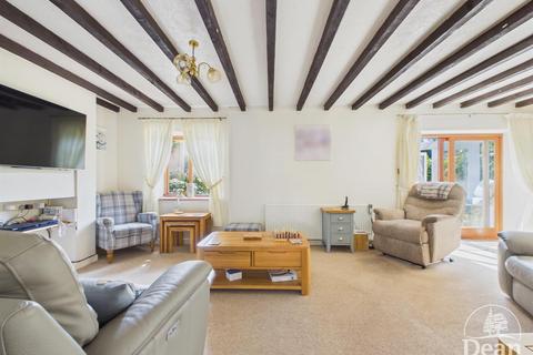3 bedroom detached house for sale, The Ryelands, Lydney GL15