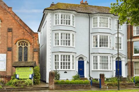 4 bedroom end of terrace house for sale, TENTERDEN