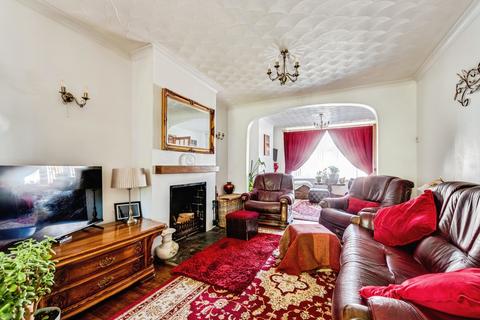 3 bedroom semi-detached house for sale, Wills Avenue, SWINDON, Wiltshire, SN1