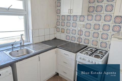 2 bedroom flat to rent, High Street, Whitton, Twickenham, TW2